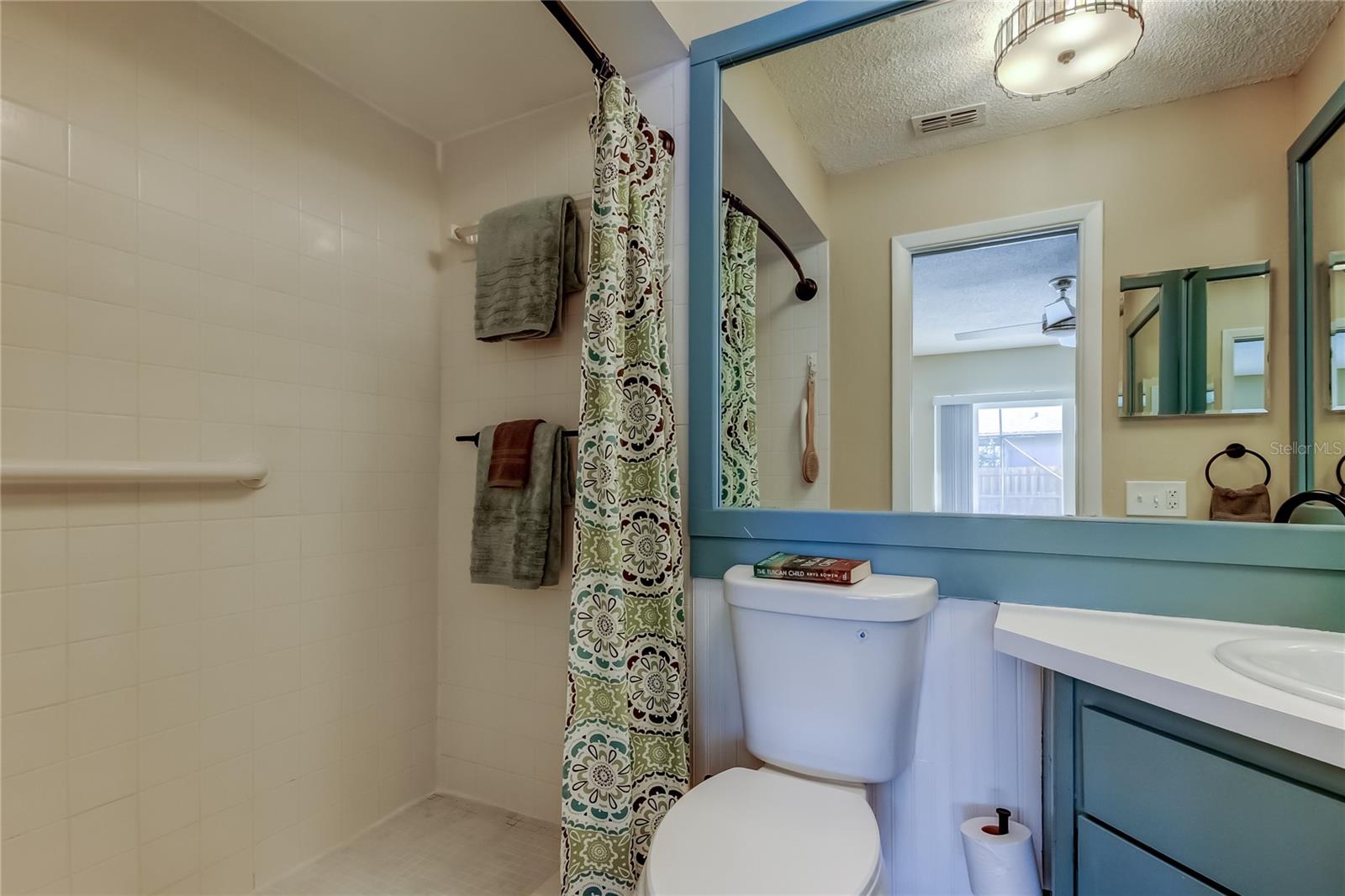 COUNTRY VILLAS-UNIT TWO - Residential