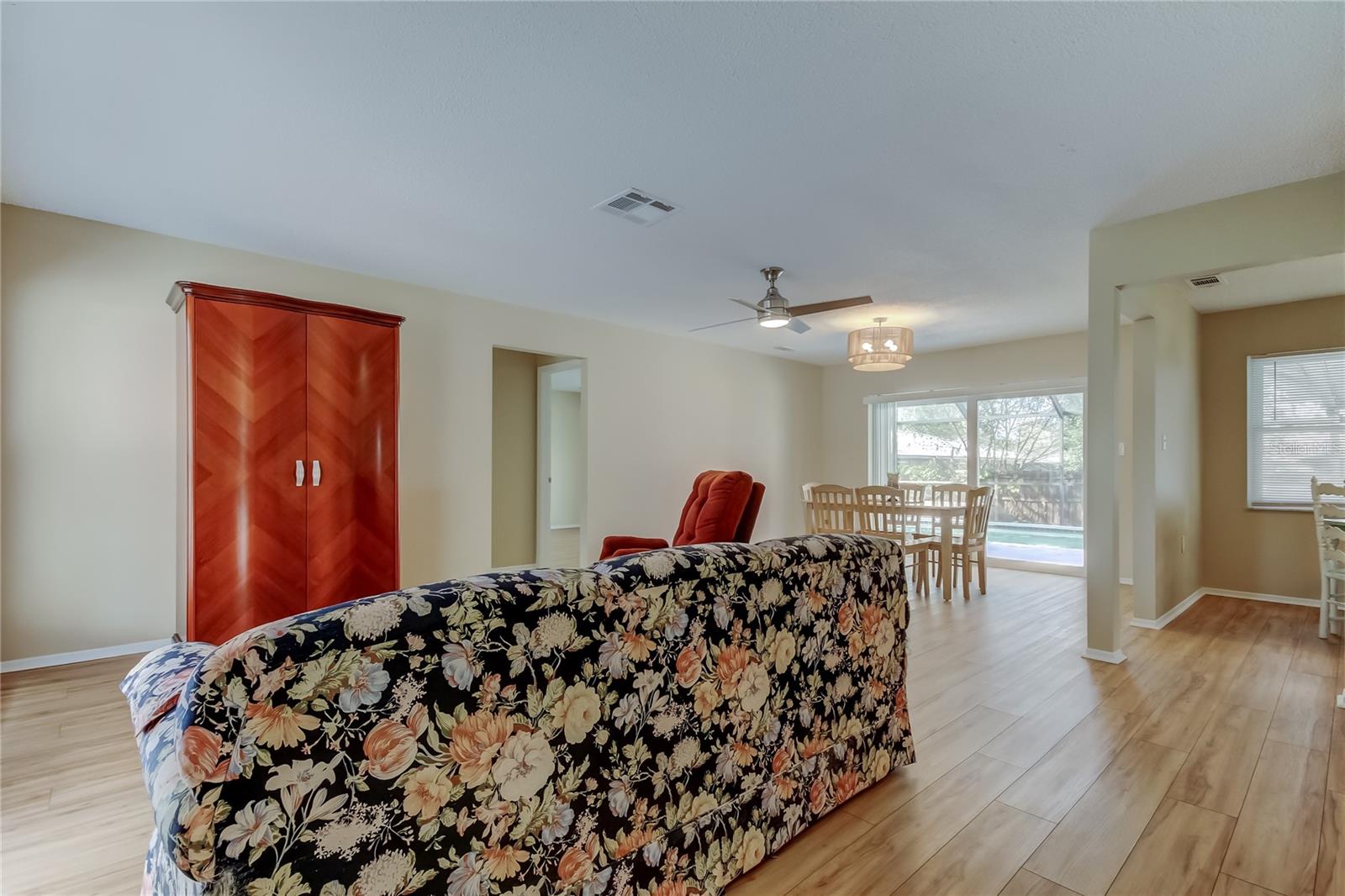 COUNTRY VILLAS-UNIT TWO - Residential