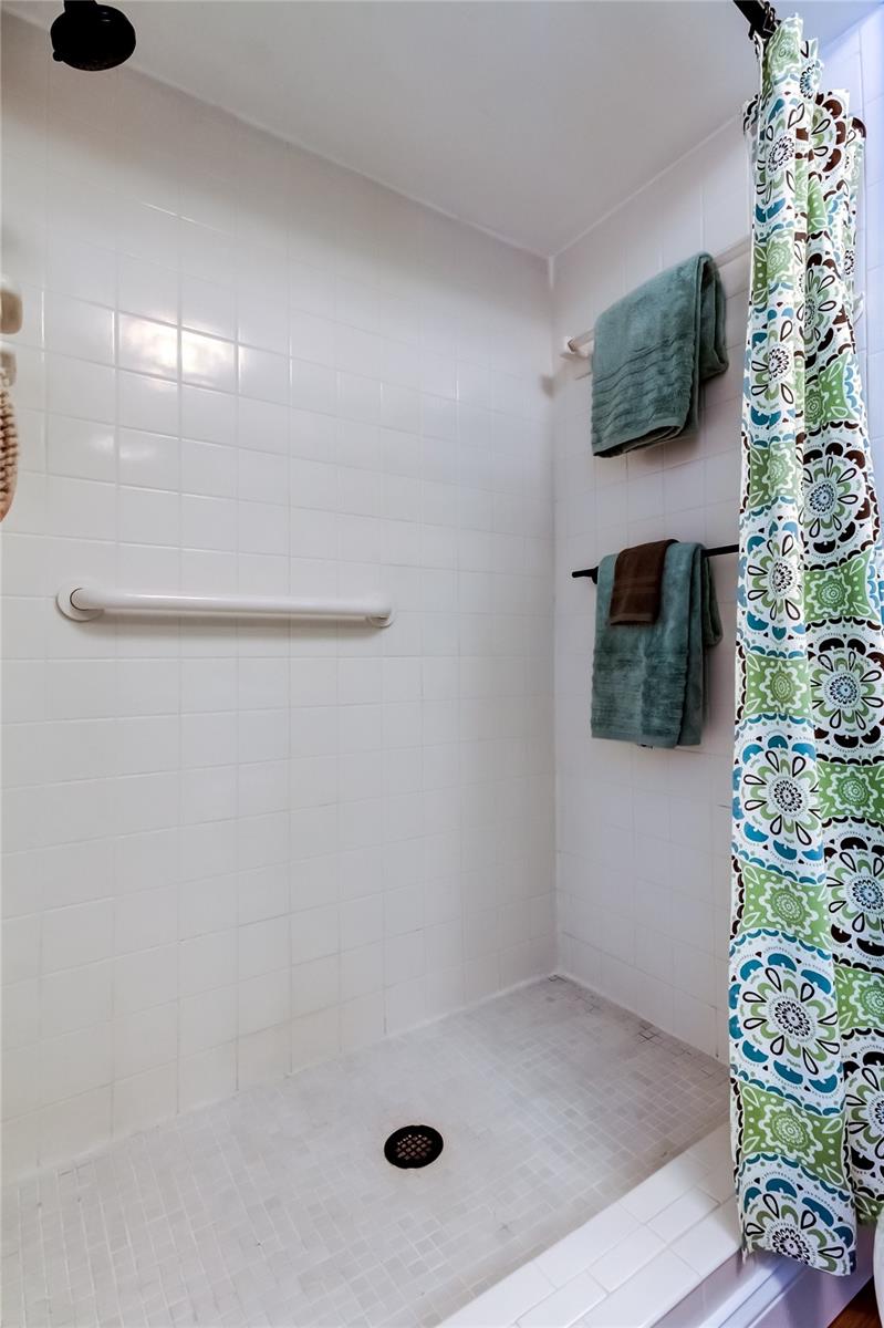 COUNTRY VILLAS-UNIT TWO - Residential