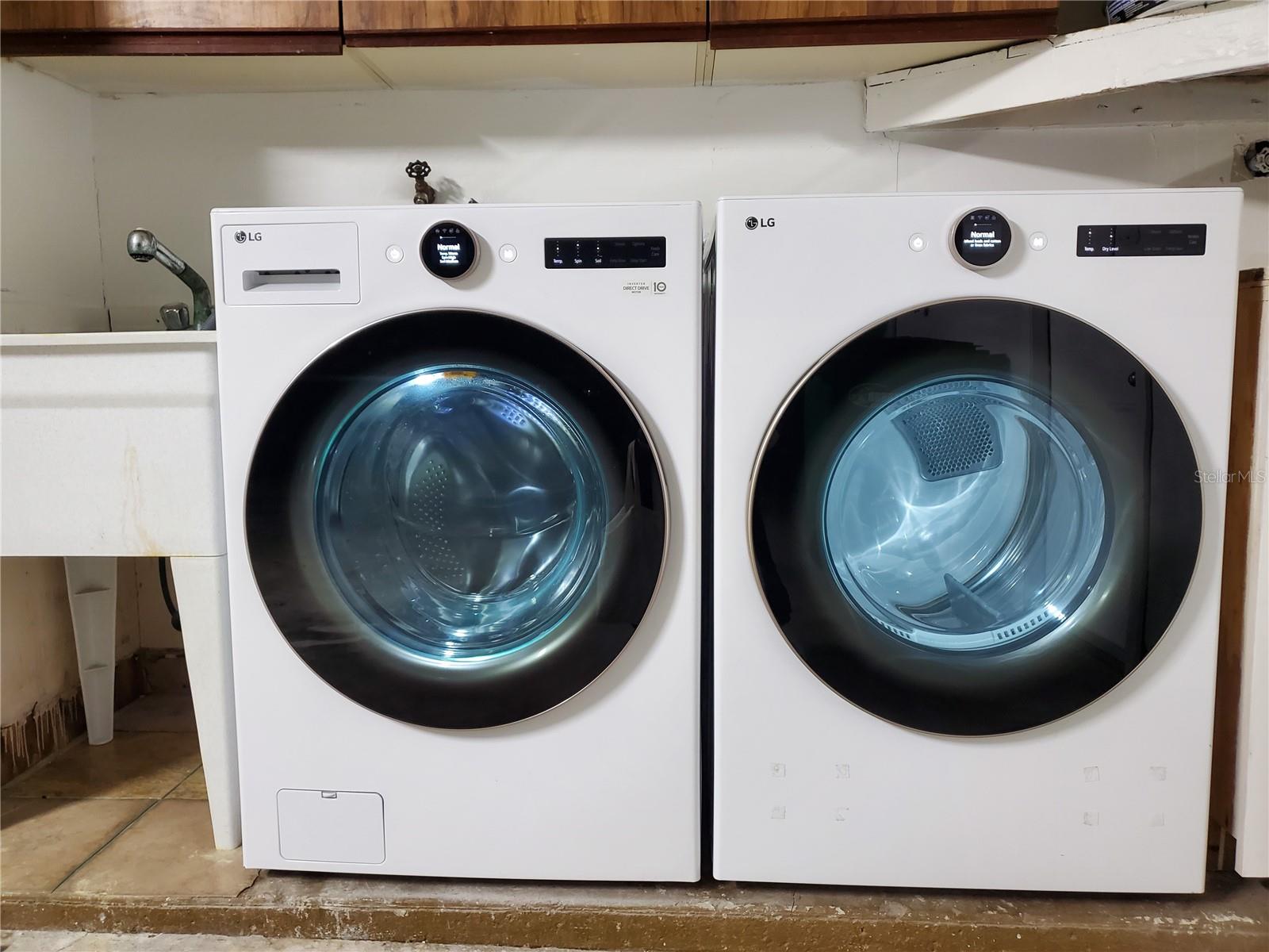 COUNTRY VILLAS-UNIT TWO - Residential