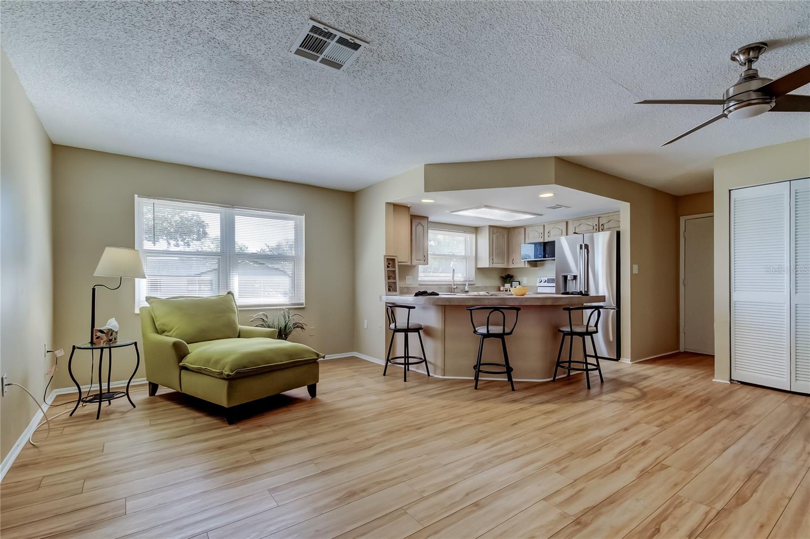 COUNTRY VILLAS-UNIT TWO - Residential