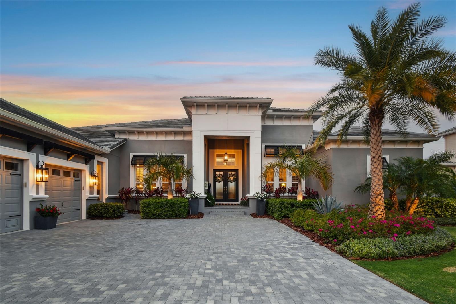813 MANNS HARBOR DRIVE