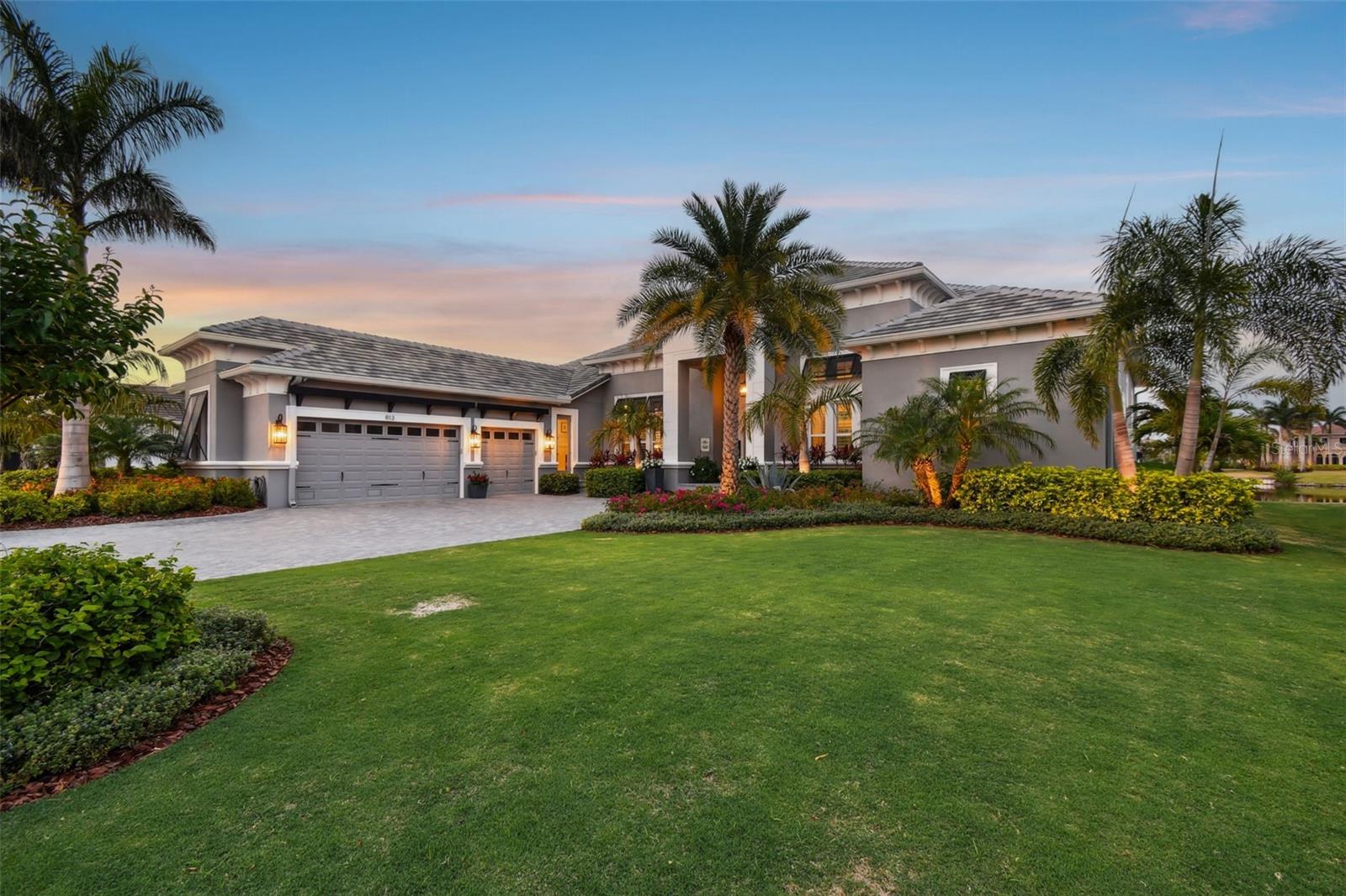 813 MANNS HARBOR DRIVE