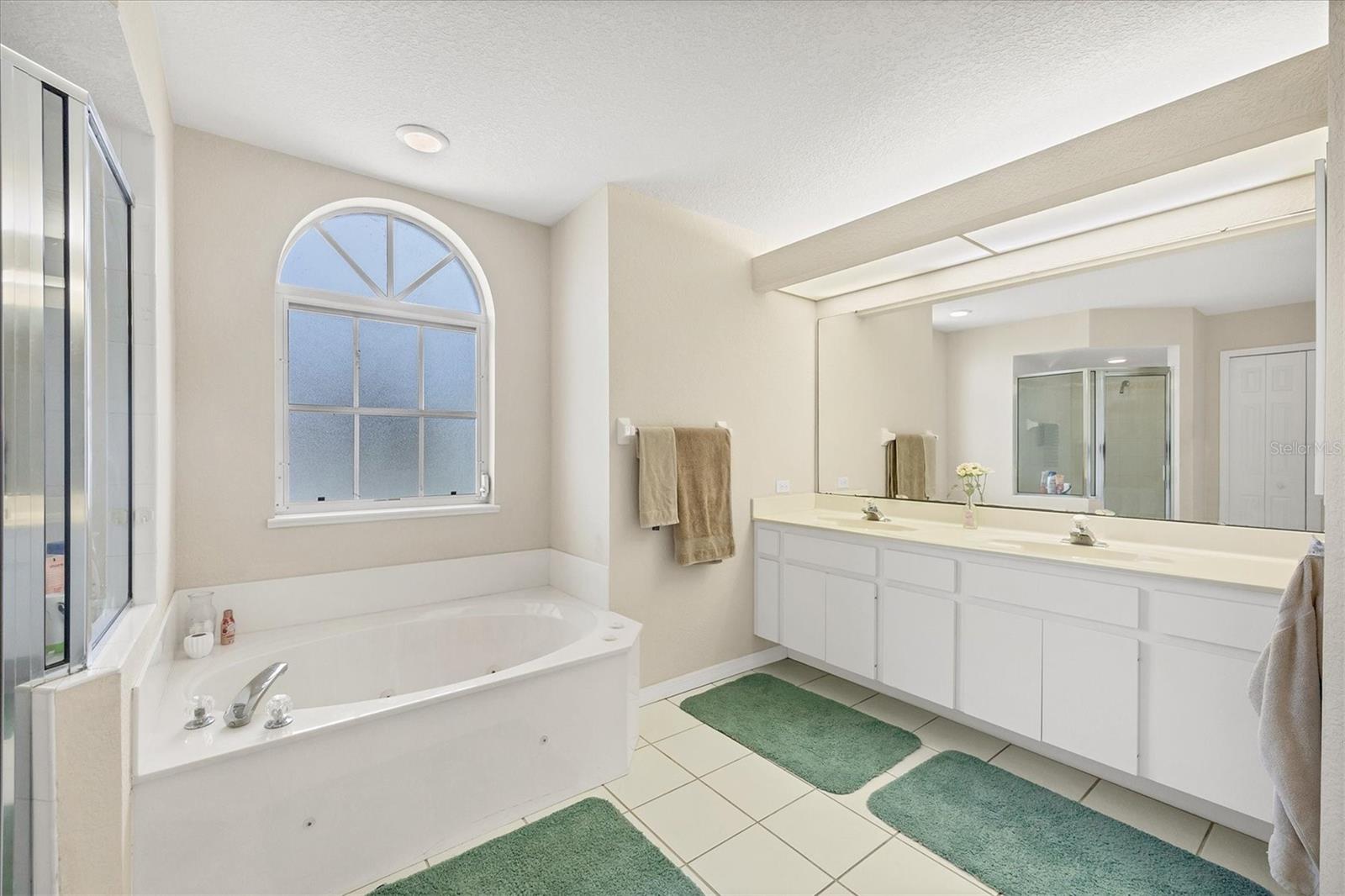 ROTONDA WEST LONG MEADOW - Residential
