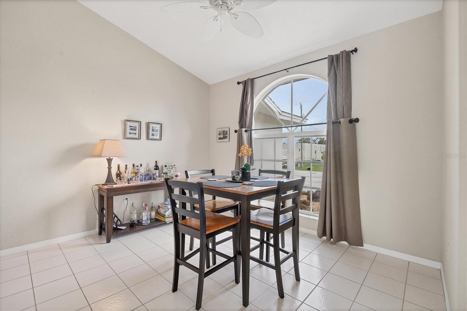 ROTONDA WEST LONG MEADOW - Residential