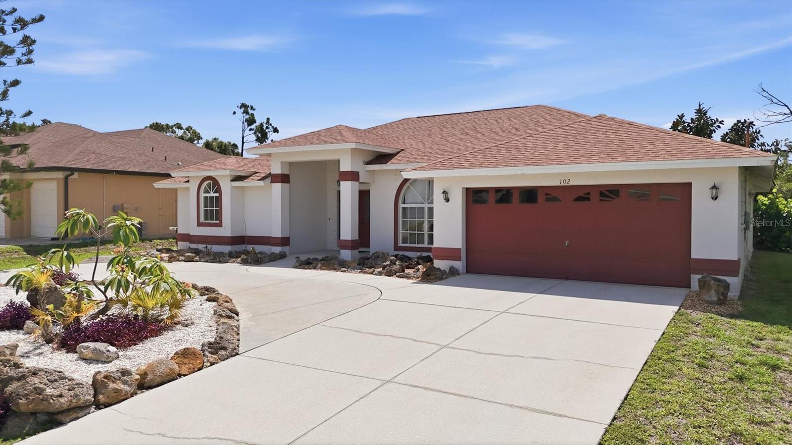 ROTONDA WEST LONG MEADOW - Residential