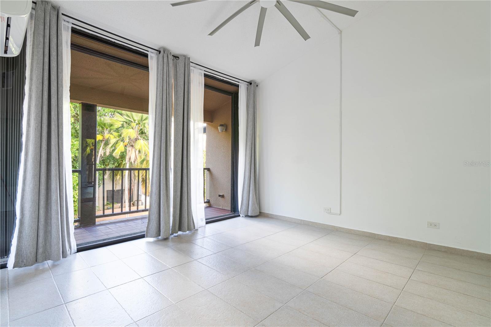 HARBOURSIDE - Residential