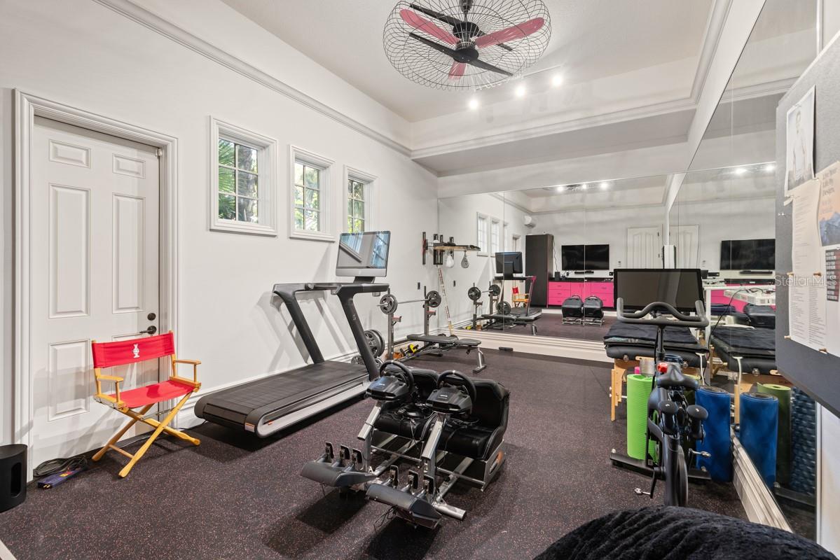 ISLEWORTH - Residential