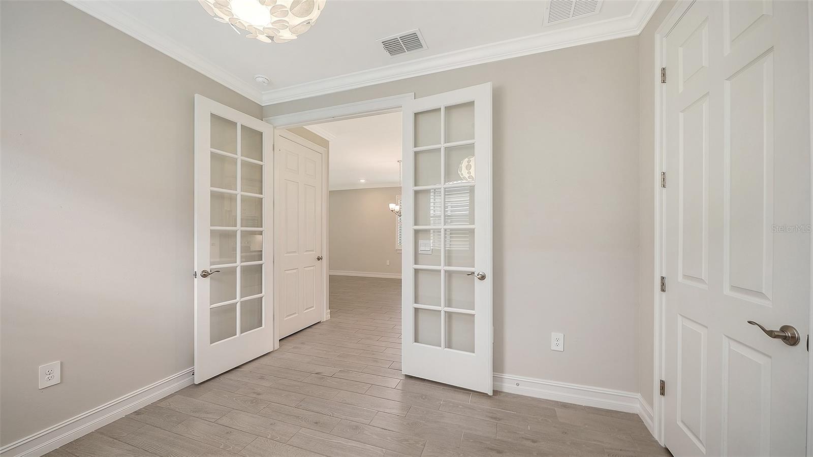 TOSCANA ISLES PH 6 UN 2 - Residential