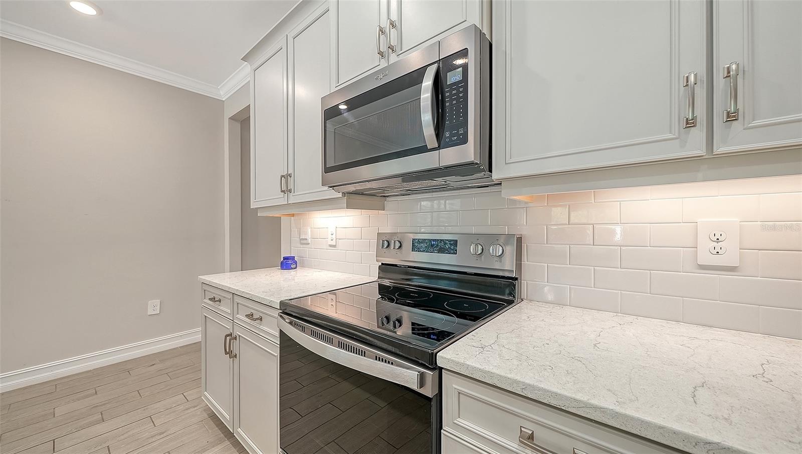 TOSCANA ISLES PH 6 UN 2 - Residential