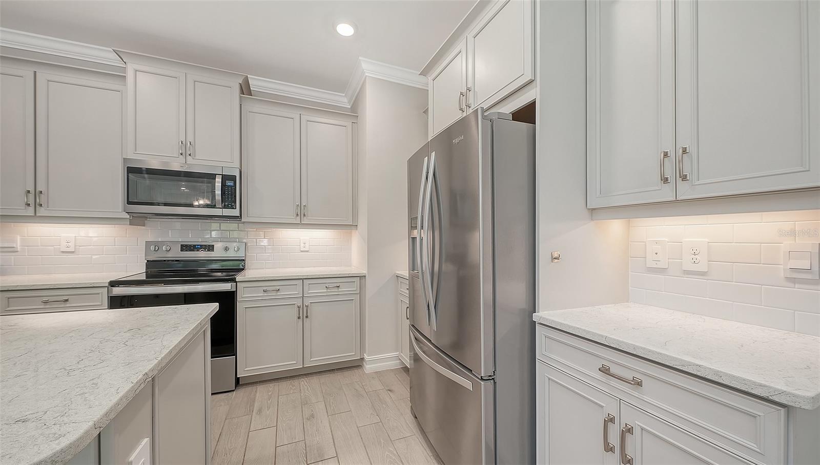 TOSCANA ISLES PH 6 UN 2 - Residential