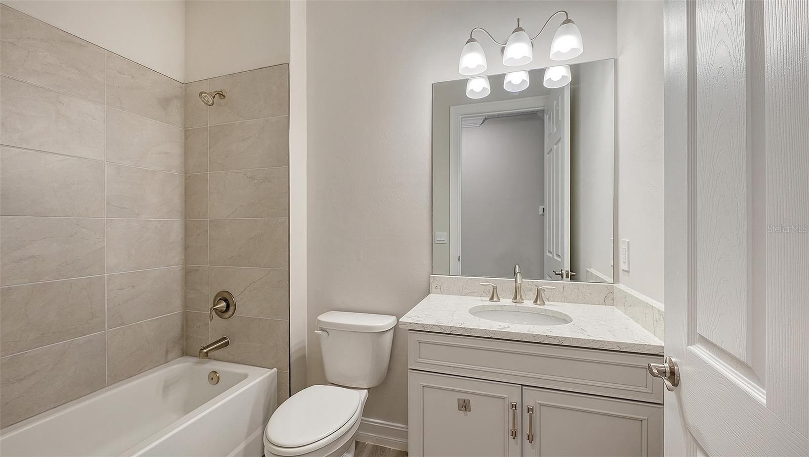 TOSCANA ISLES PH 6 UN 2 - Residential