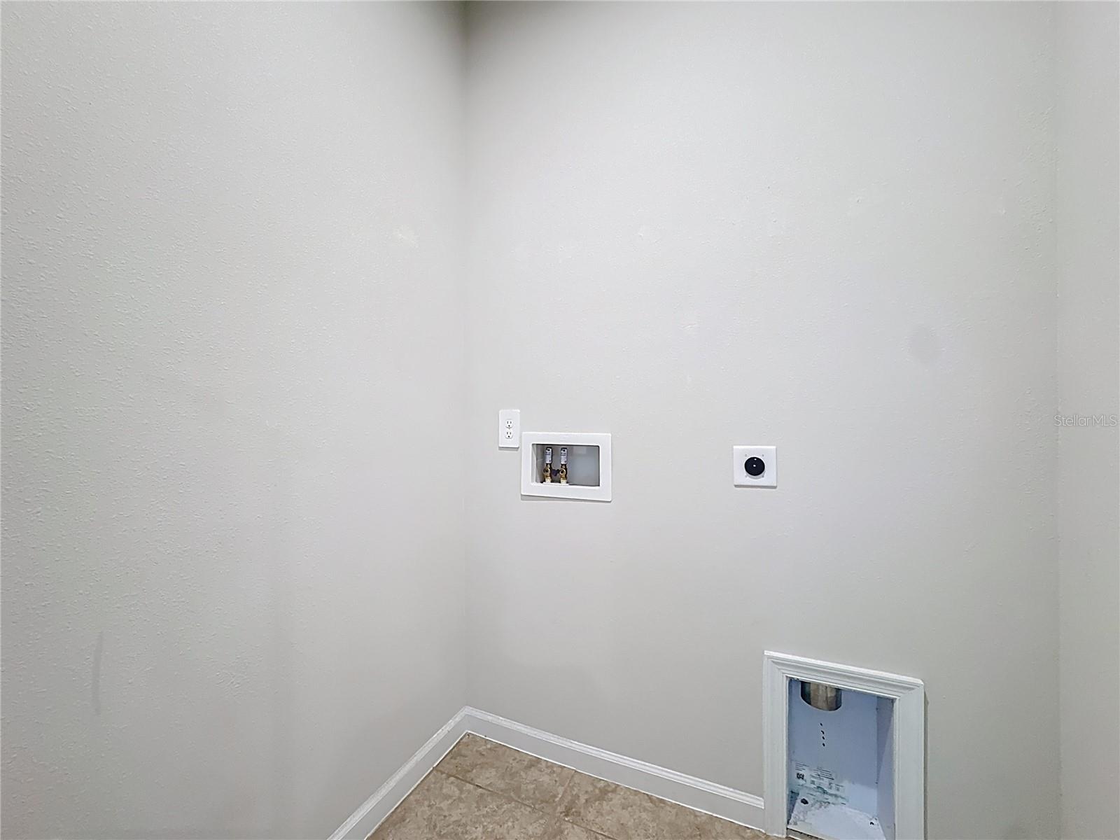 HAMRICK ESTATES - Residential