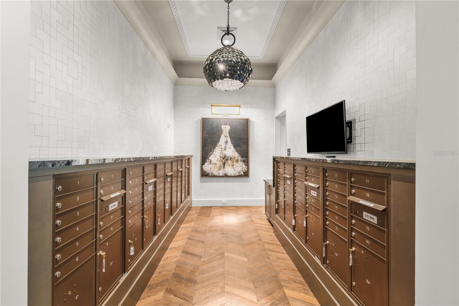 ALTURA BAYSHORE - Residential