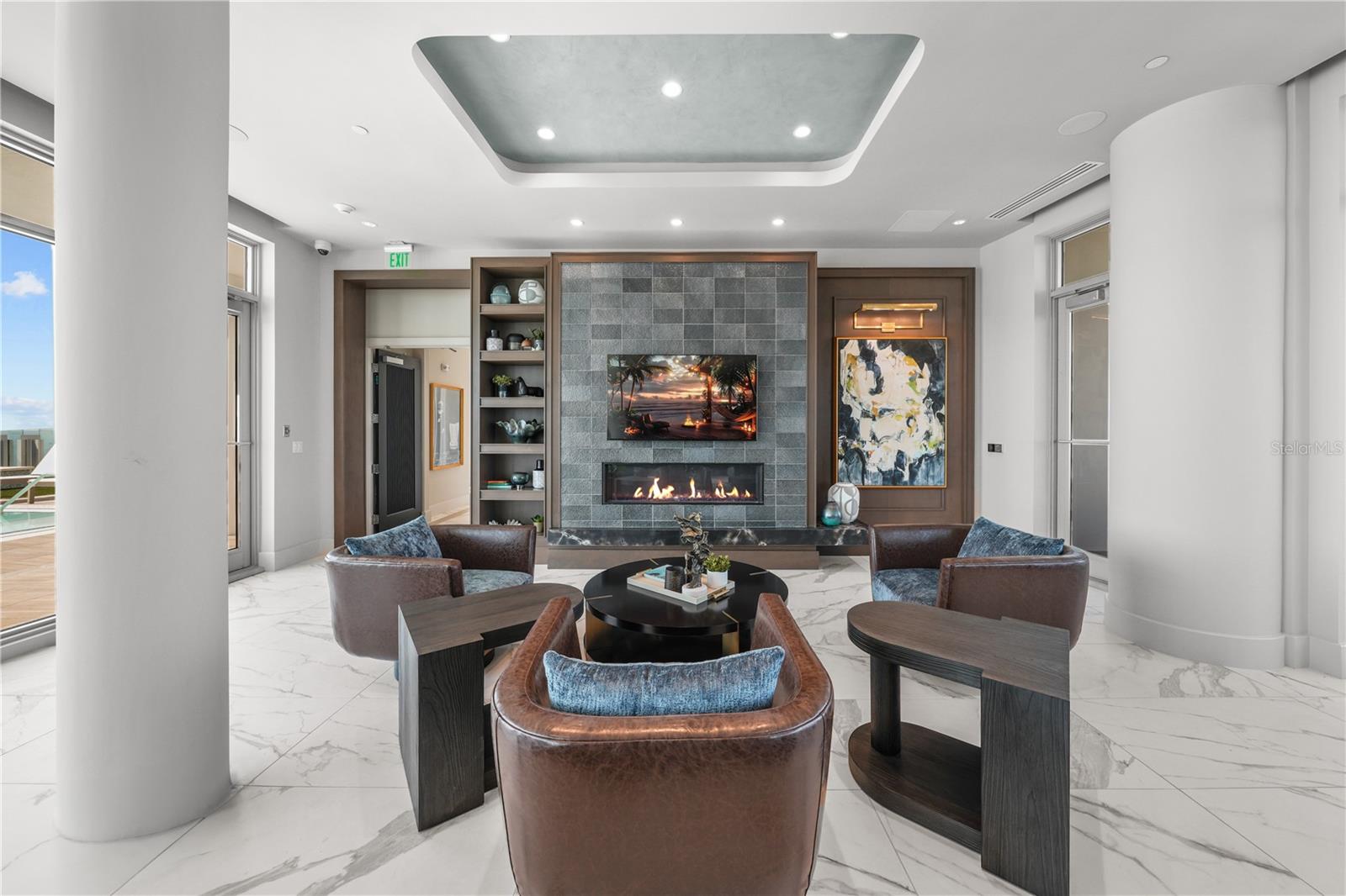 ALTURA BAYSHORE - Residential