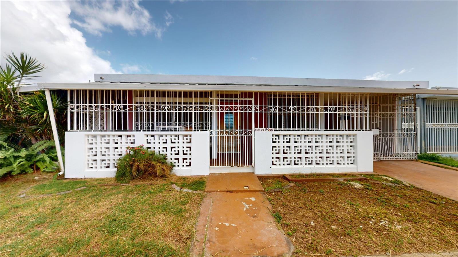 URB VILLA CAROLINA - Residential