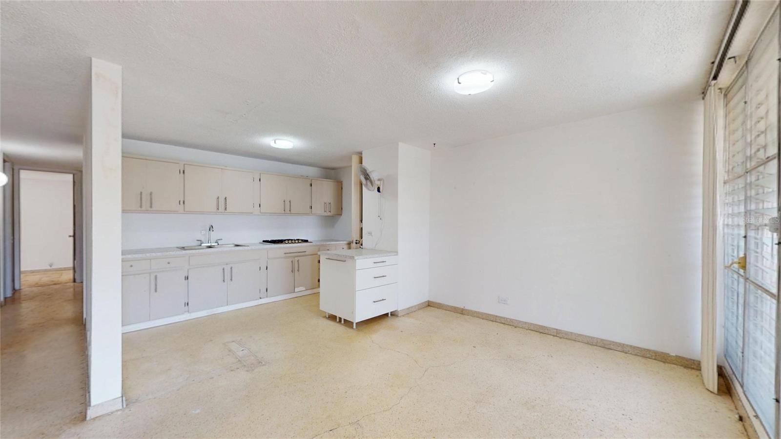 URB VILLA CAROLINA - Residential