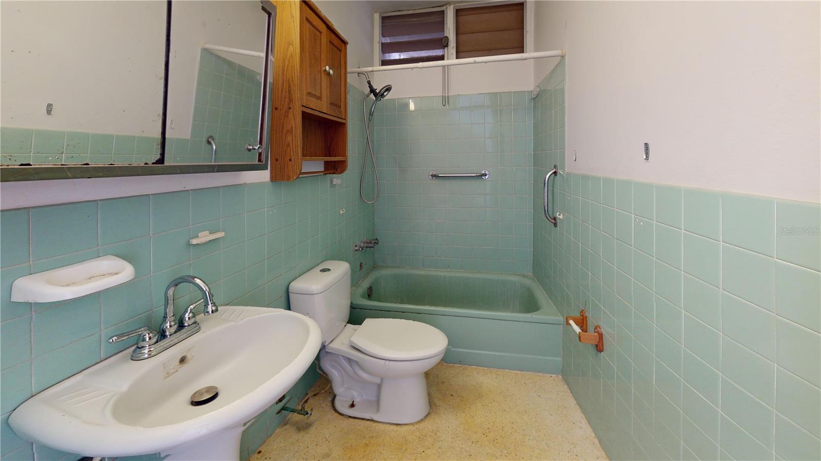 URB VILLA CAROLINA - Residential