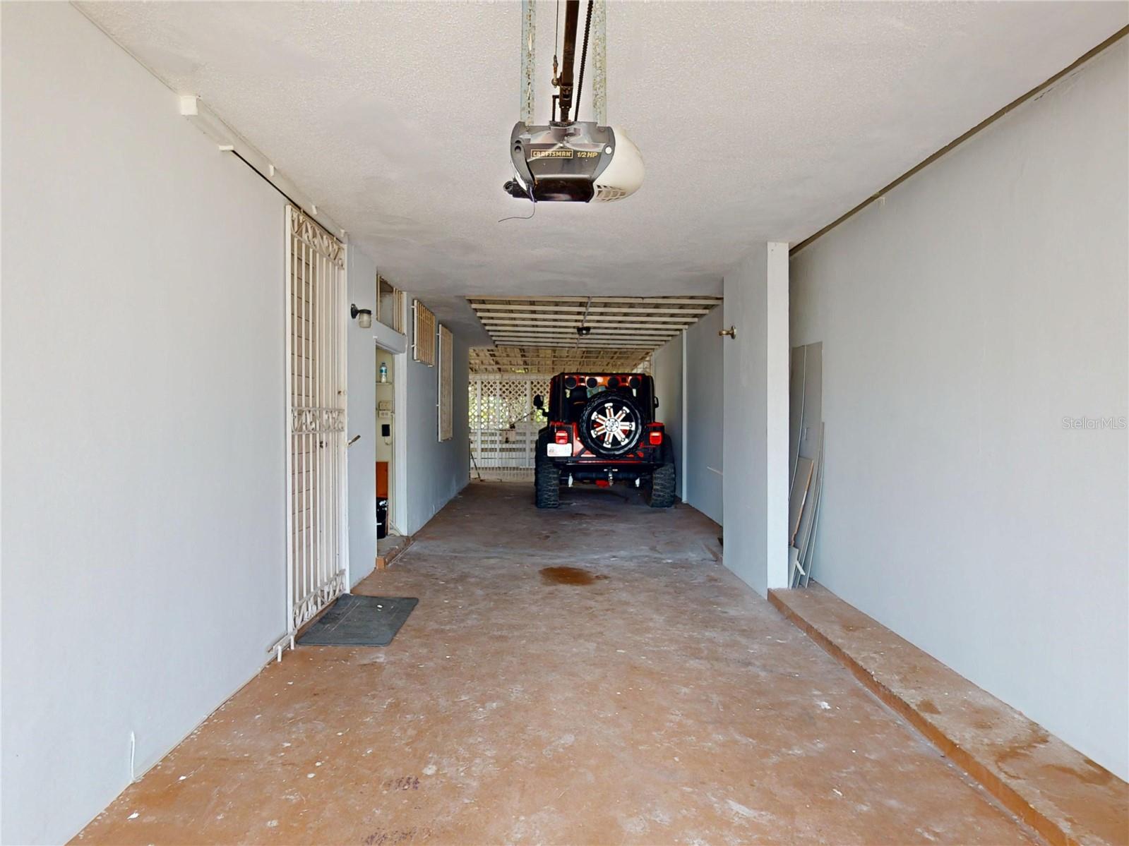 URB VILLA CAROLINA - Residential