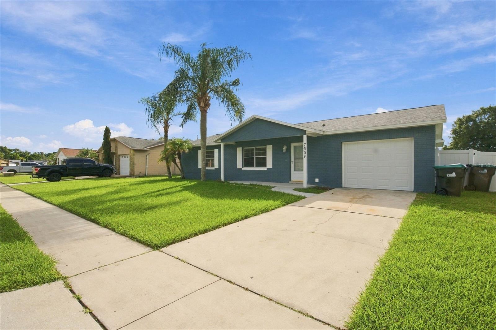 7604 AUTUMN PINES DRIVE