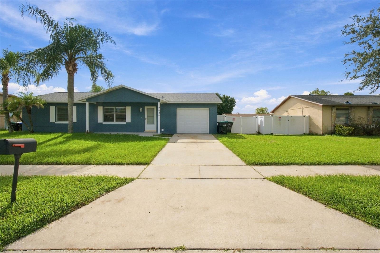 7604 AUTUMN PINES DRIVE