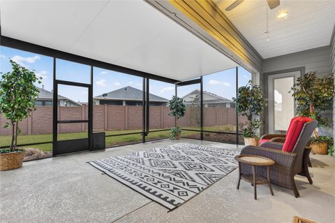 Tiny photo for 4221 NW 57th Avenue, Ocala, FL 34482 (MLS # V4947544)