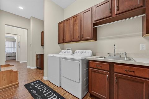 Tiny photo for 4221 NW 57th Avenue, Ocala, FL 34482 (MLS # V4947544)