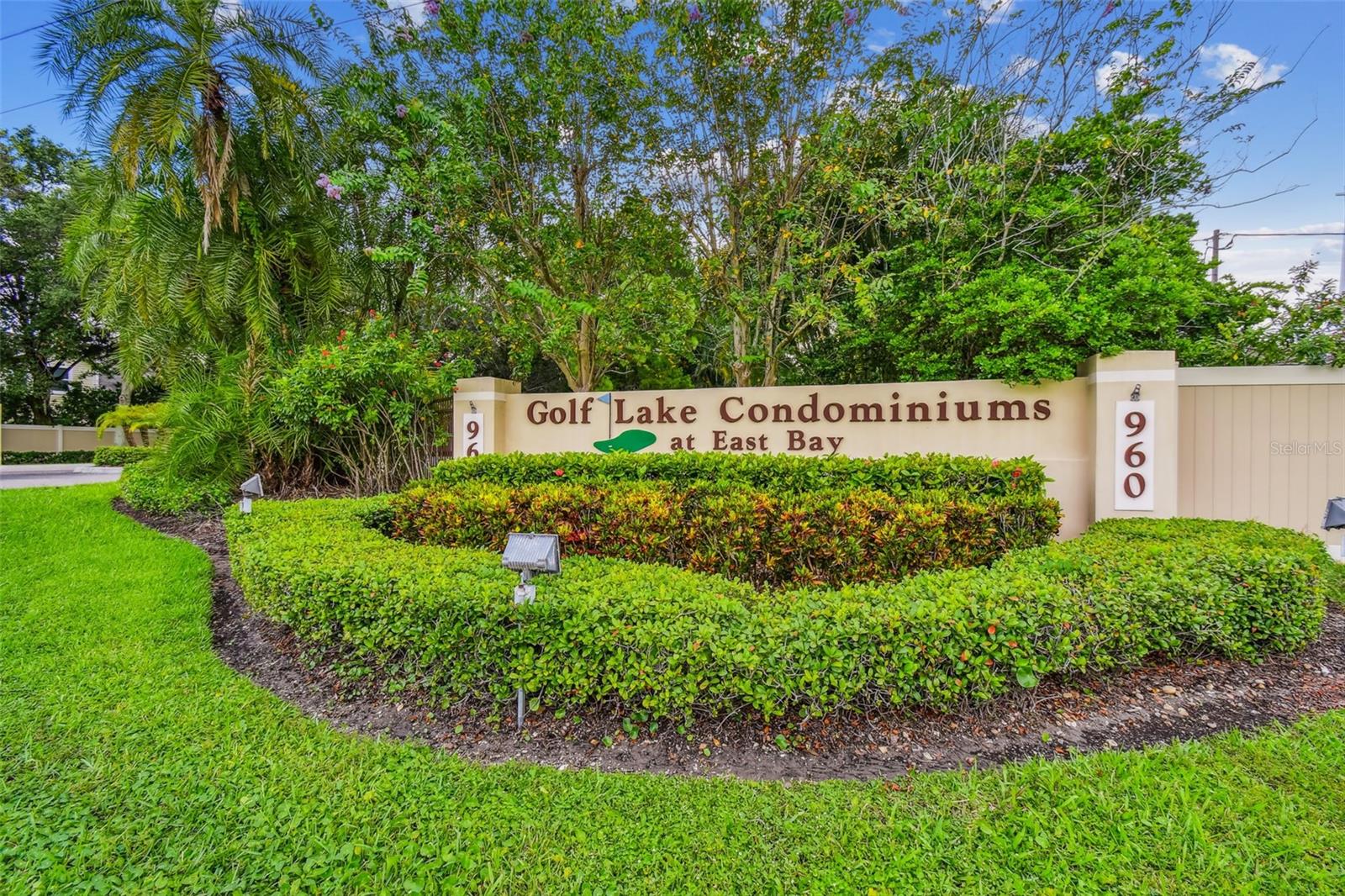 960 STARKEY ROAD 2203
