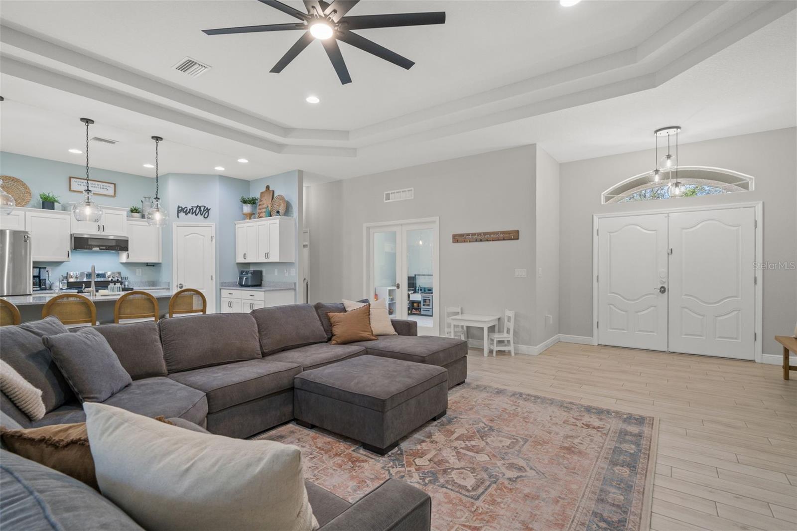 ROYAL HIGHLANDS - Residential