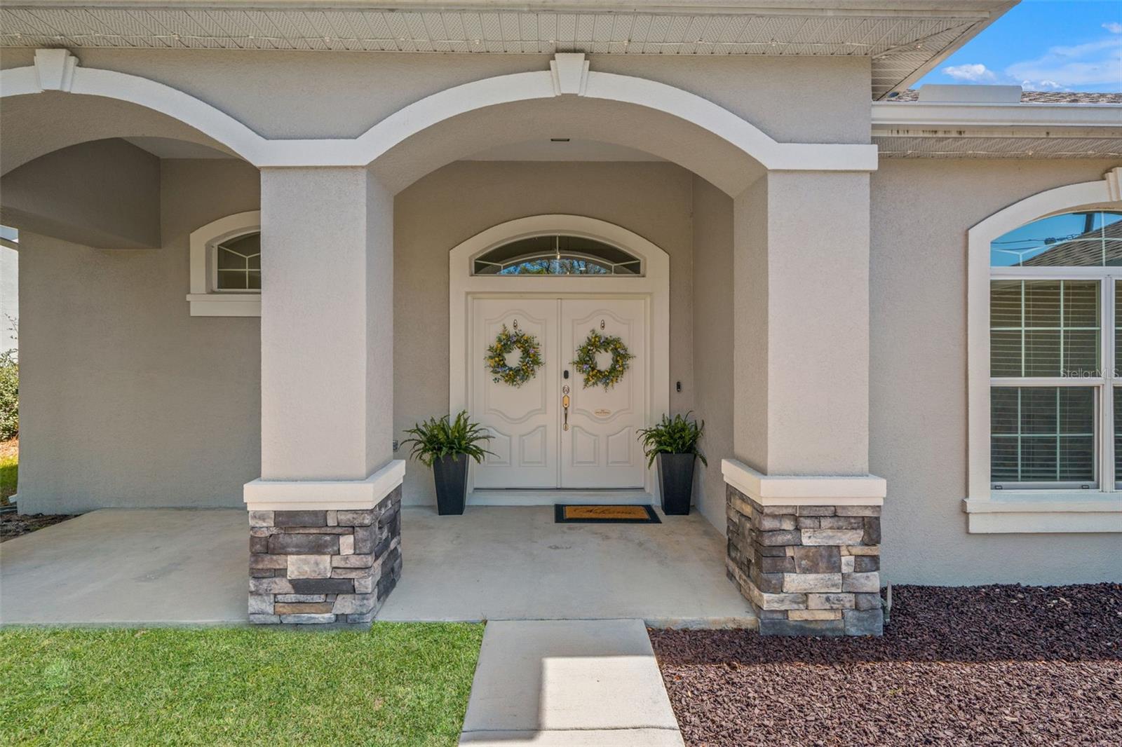 ROYAL HIGHLANDS - Residential