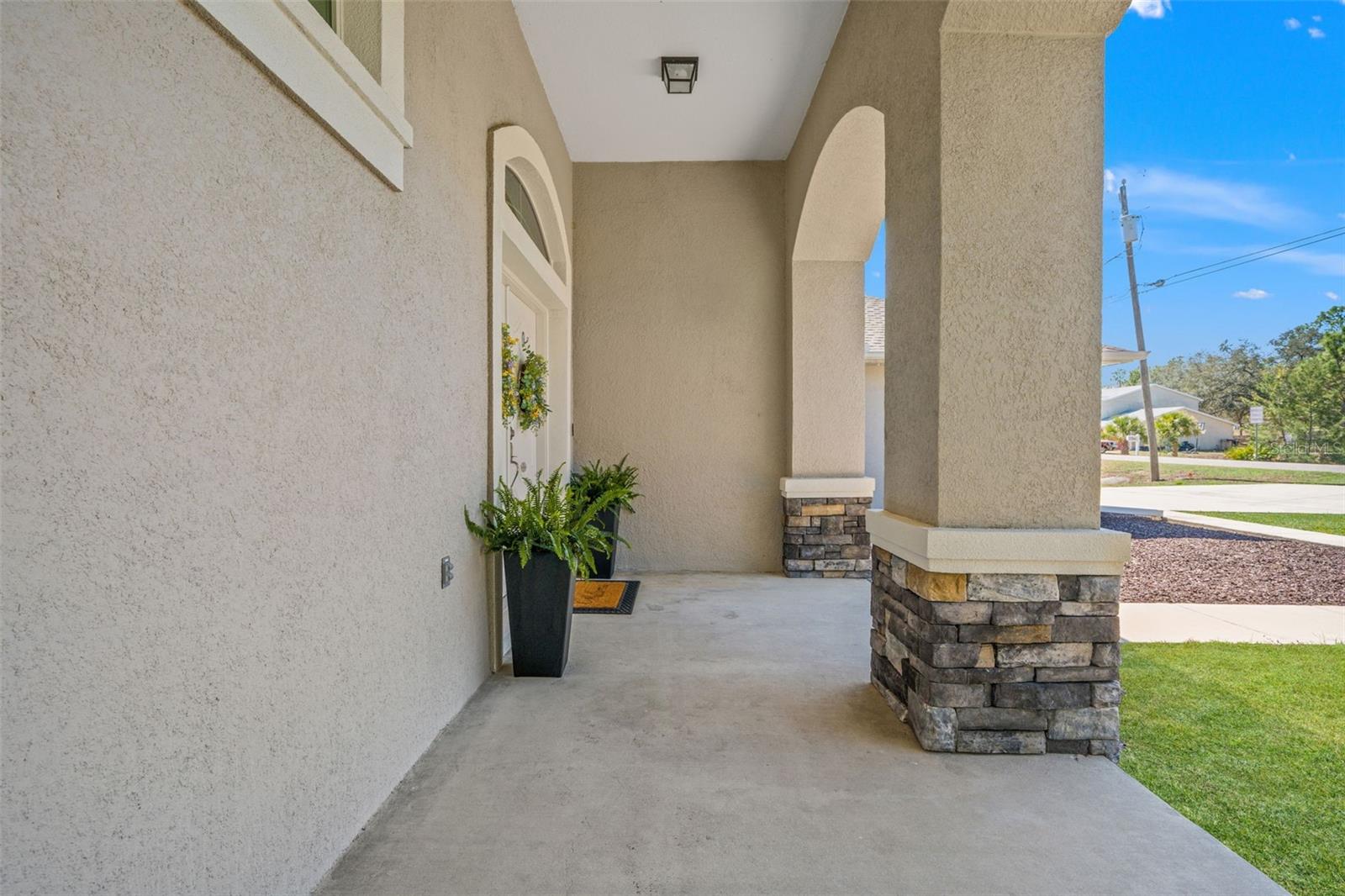 ROYAL HIGHLANDS - Residential