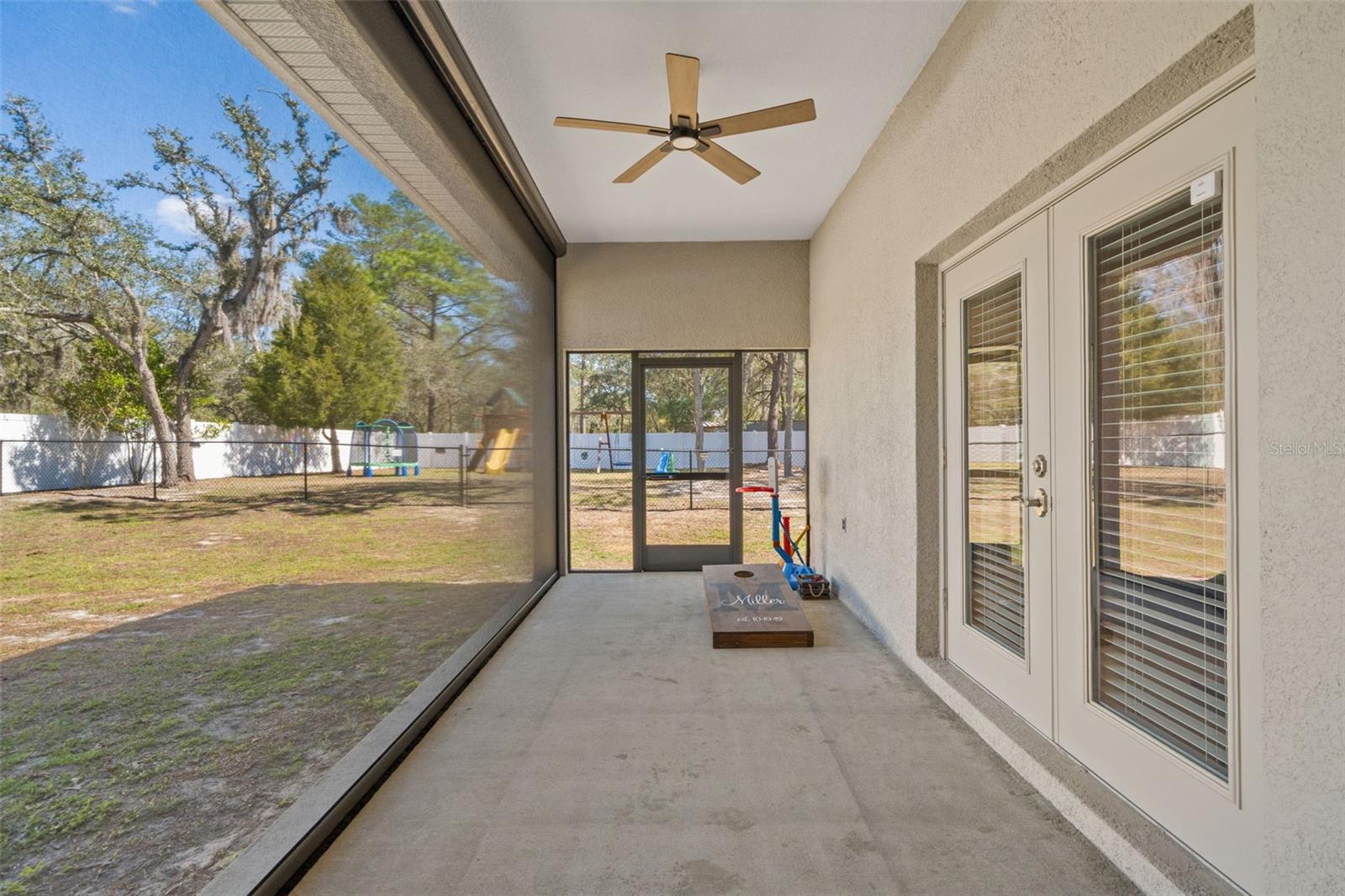 ROYAL HIGHLANDS - Residential