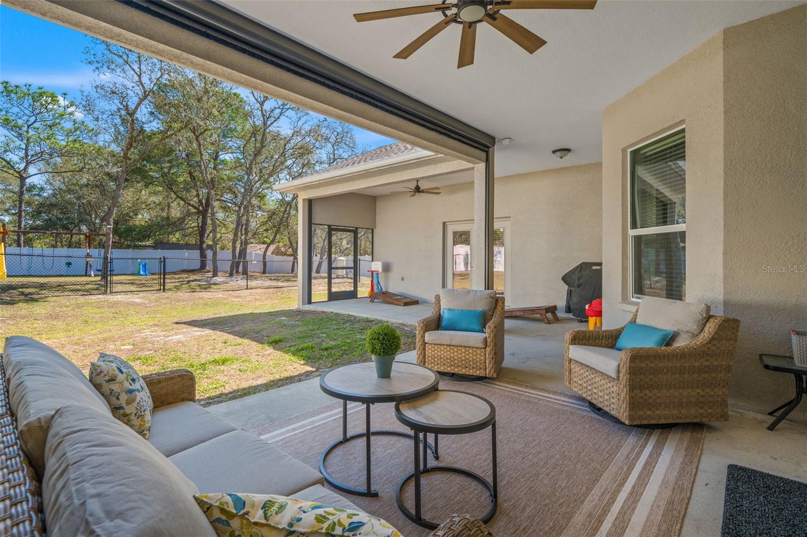 ROYAL HIGHLANDS - Residential