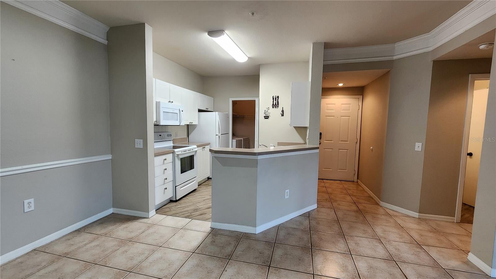 5134 NORTHRIDGE ROAD 203