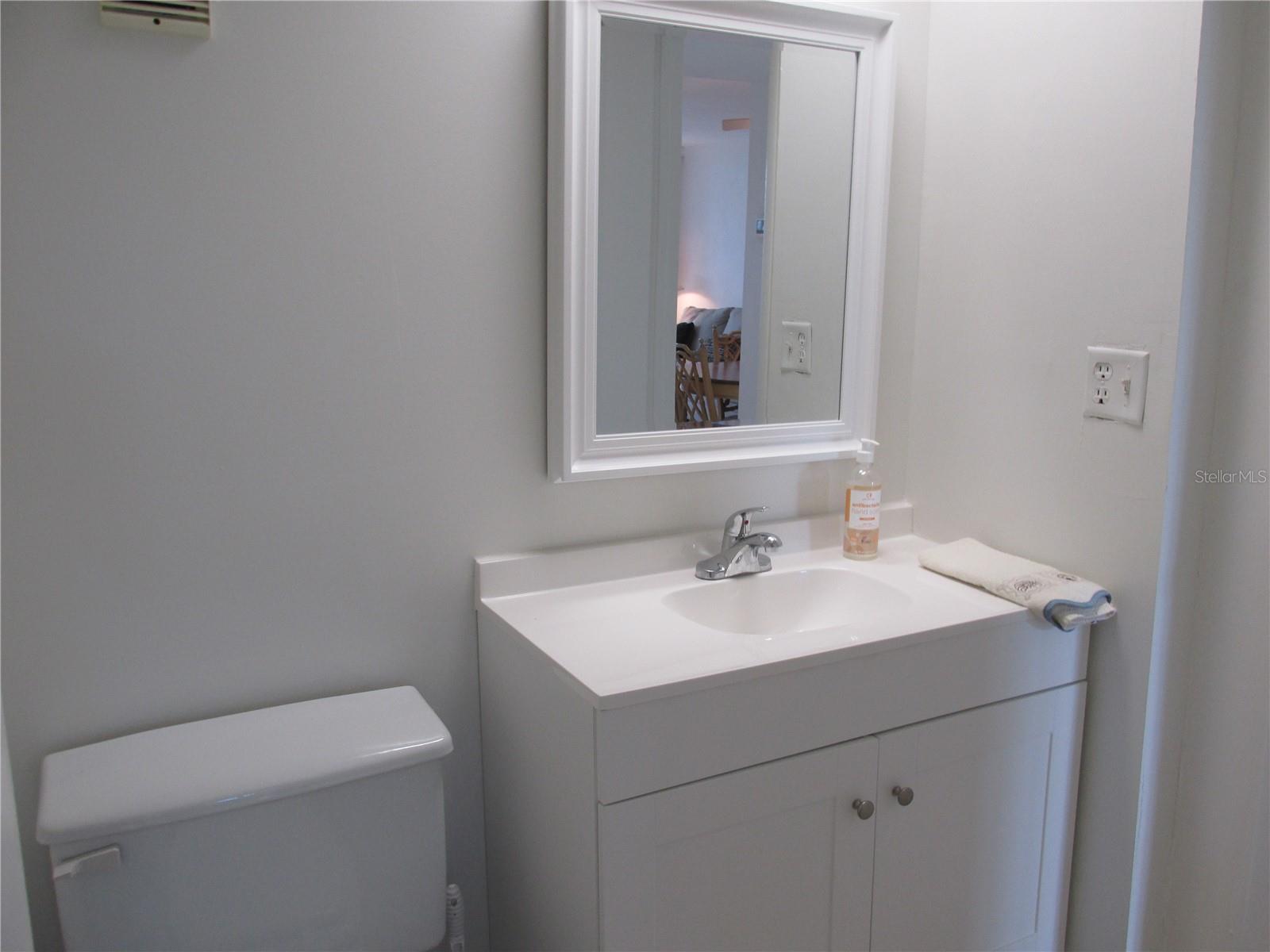 CARDINAL CONDO APTS - Residential Lease