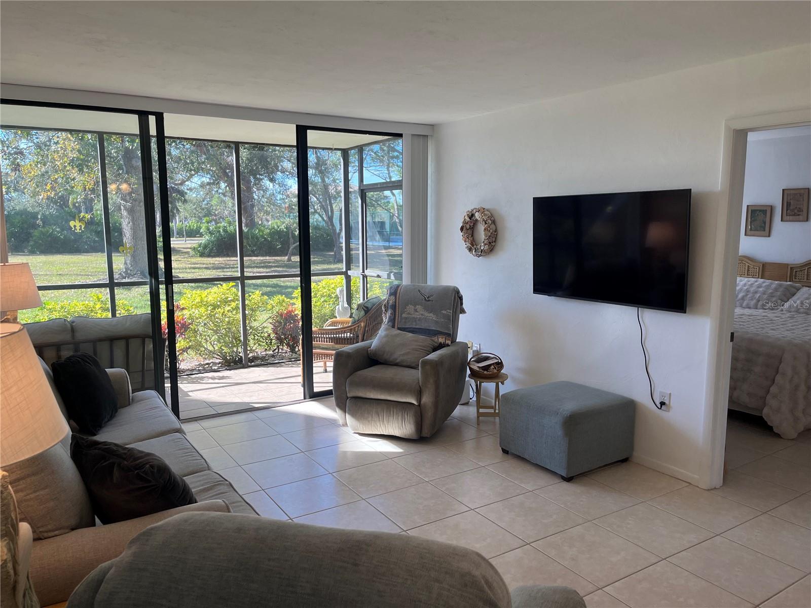 CARDINAL CONDO APTS - Residential Lease