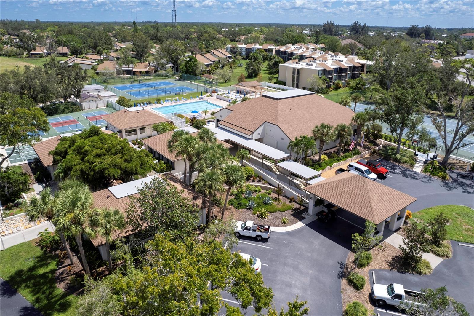 CARDINAL CONDO APTS - Residential Lease