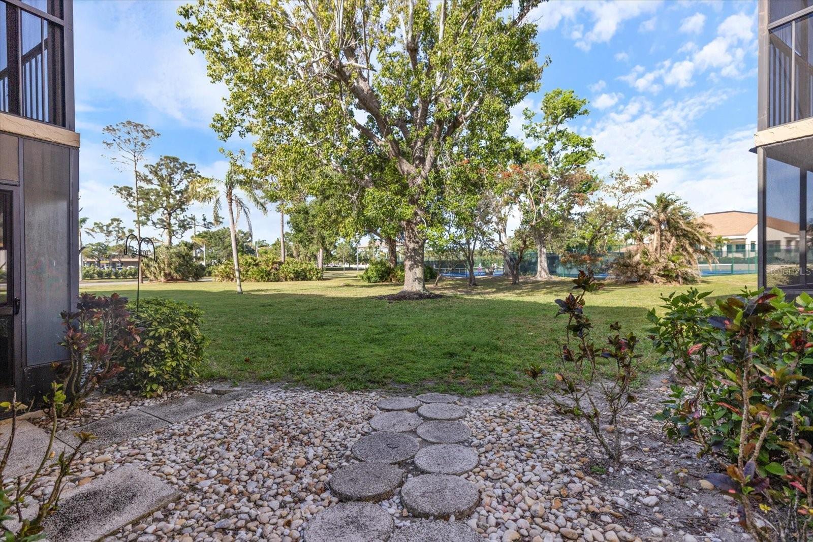 CARDINAL CONDO APTS - Residential Lease