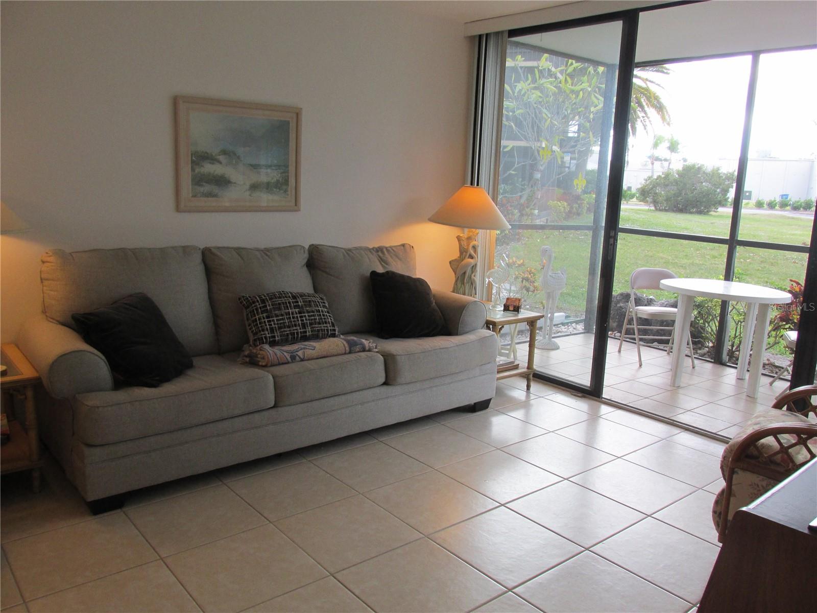 CARDINAL CONDO APTS - Residential Lease