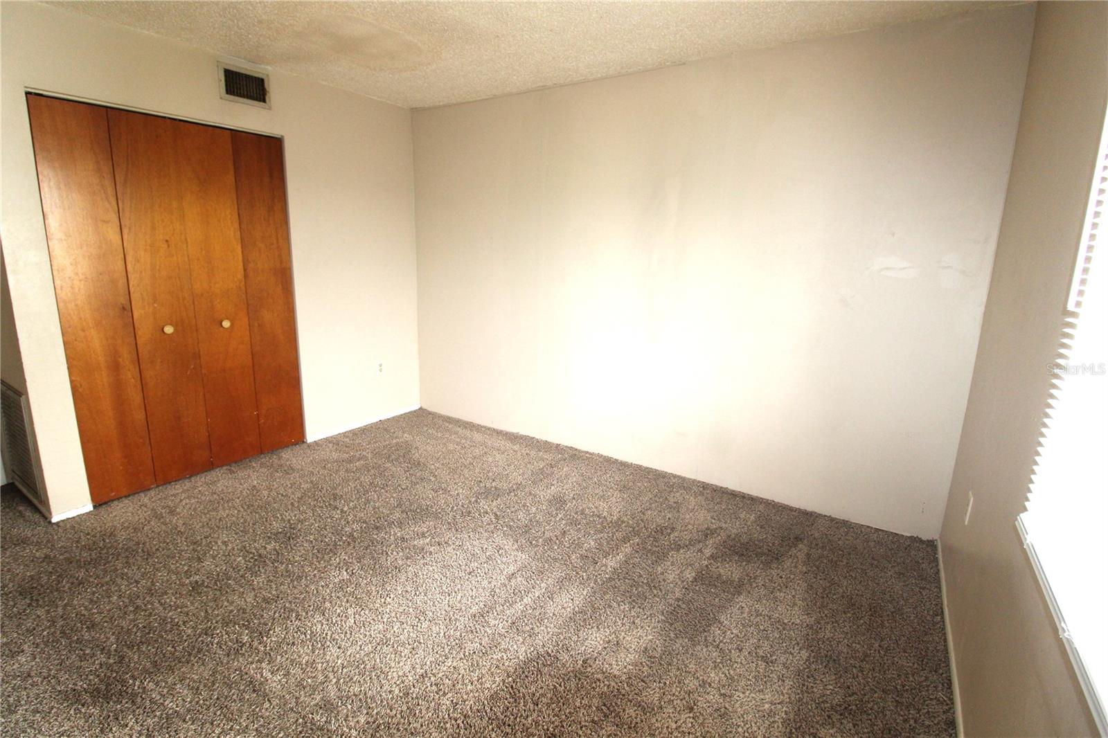 PENNSYLVANIA PARK - Residential Lease