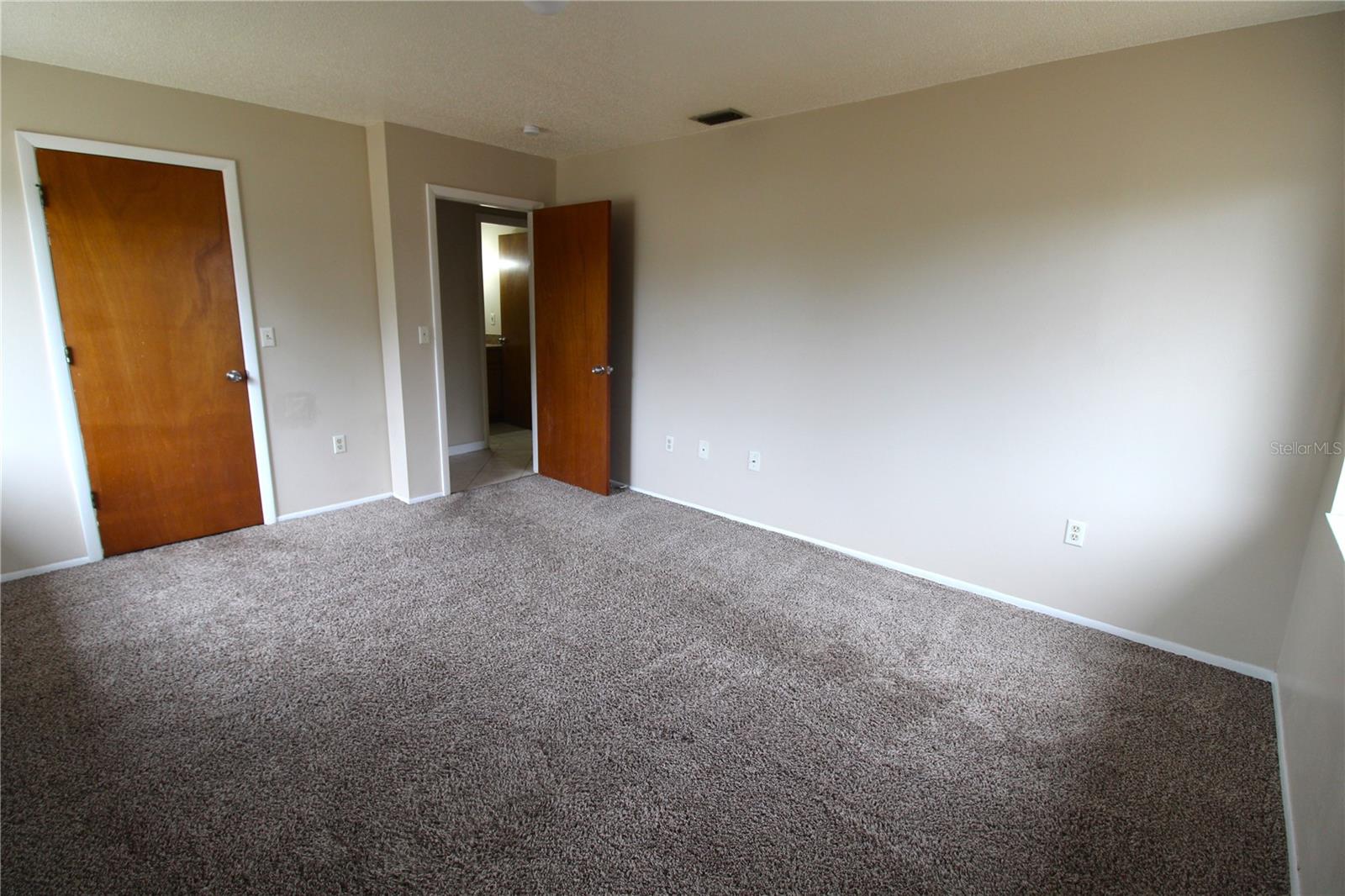 PENNSYLVANIA PARK - Residential Lease