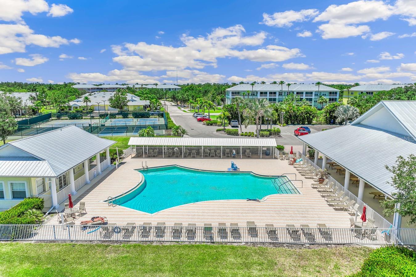 HERITAGE LAKE PARK - Residential