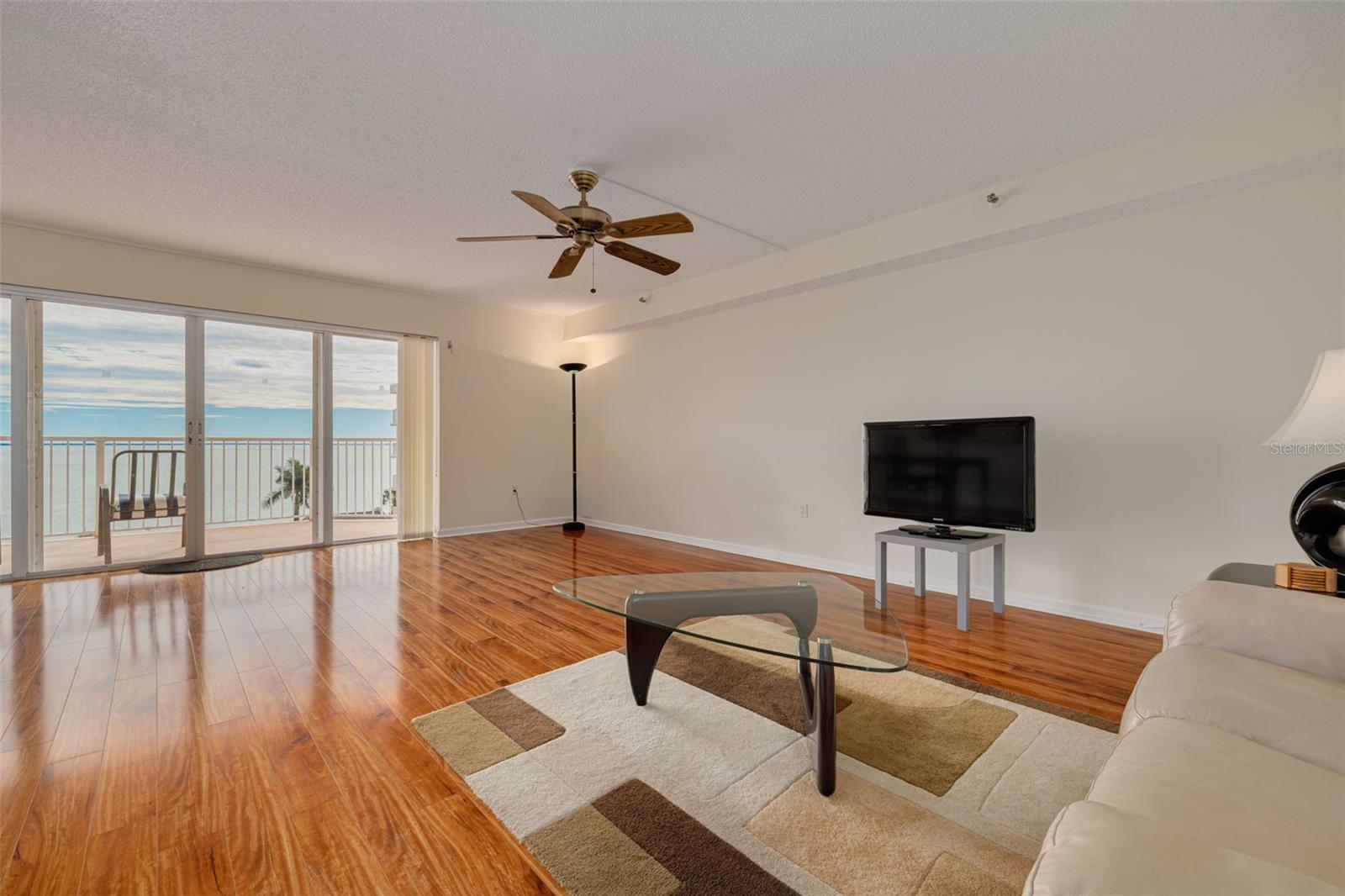 SOUTH BAY CONDO - Residential Lease