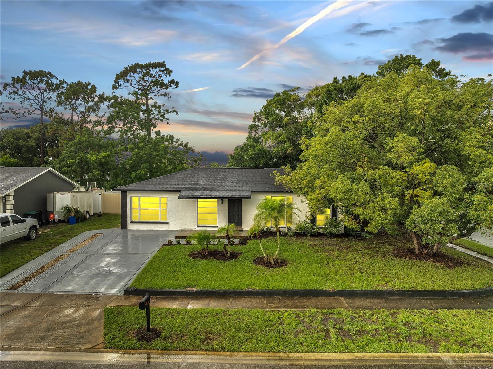 3804 ANTHONY LANE