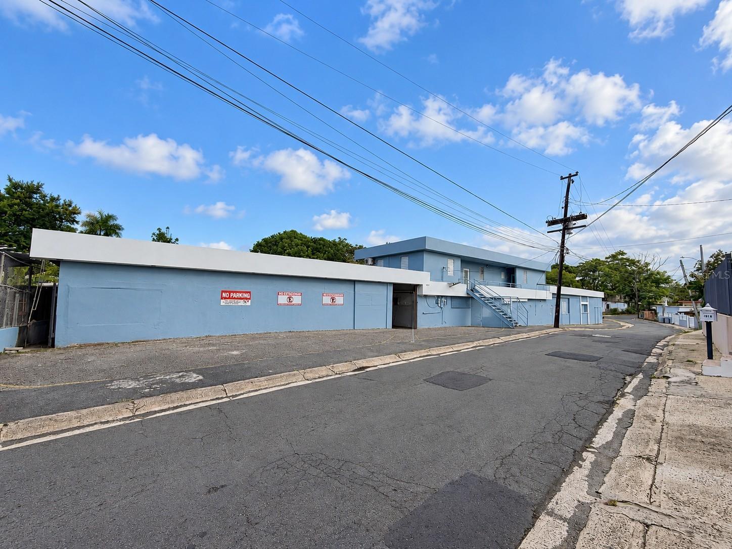 Calle 152B BO. LAS CUEVAS