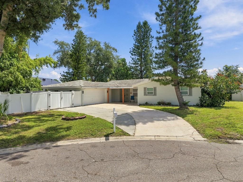 Photo of 10744 Drummond Road, Tampa, FL 33615 (MLS # TB8546670)