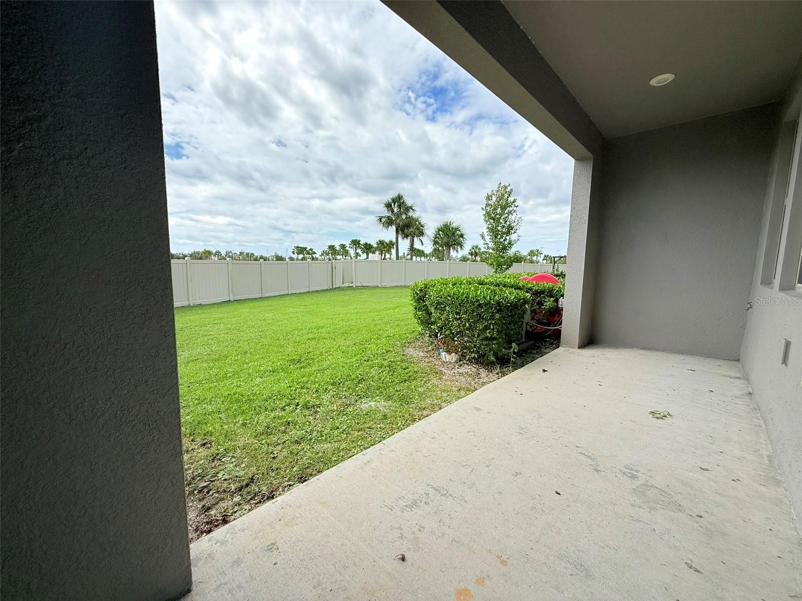 EPPERSON NORTH TWNHMS PH 4 - Residential Lease