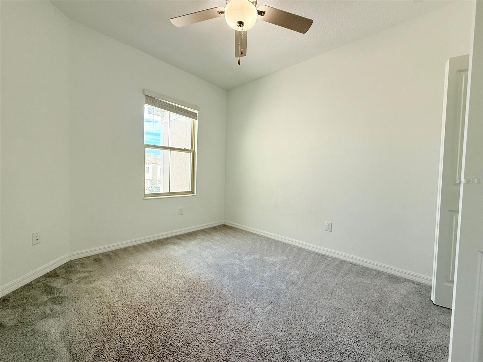 EPPERSON NORTH TWNHMS PH 4 - Residential Lease