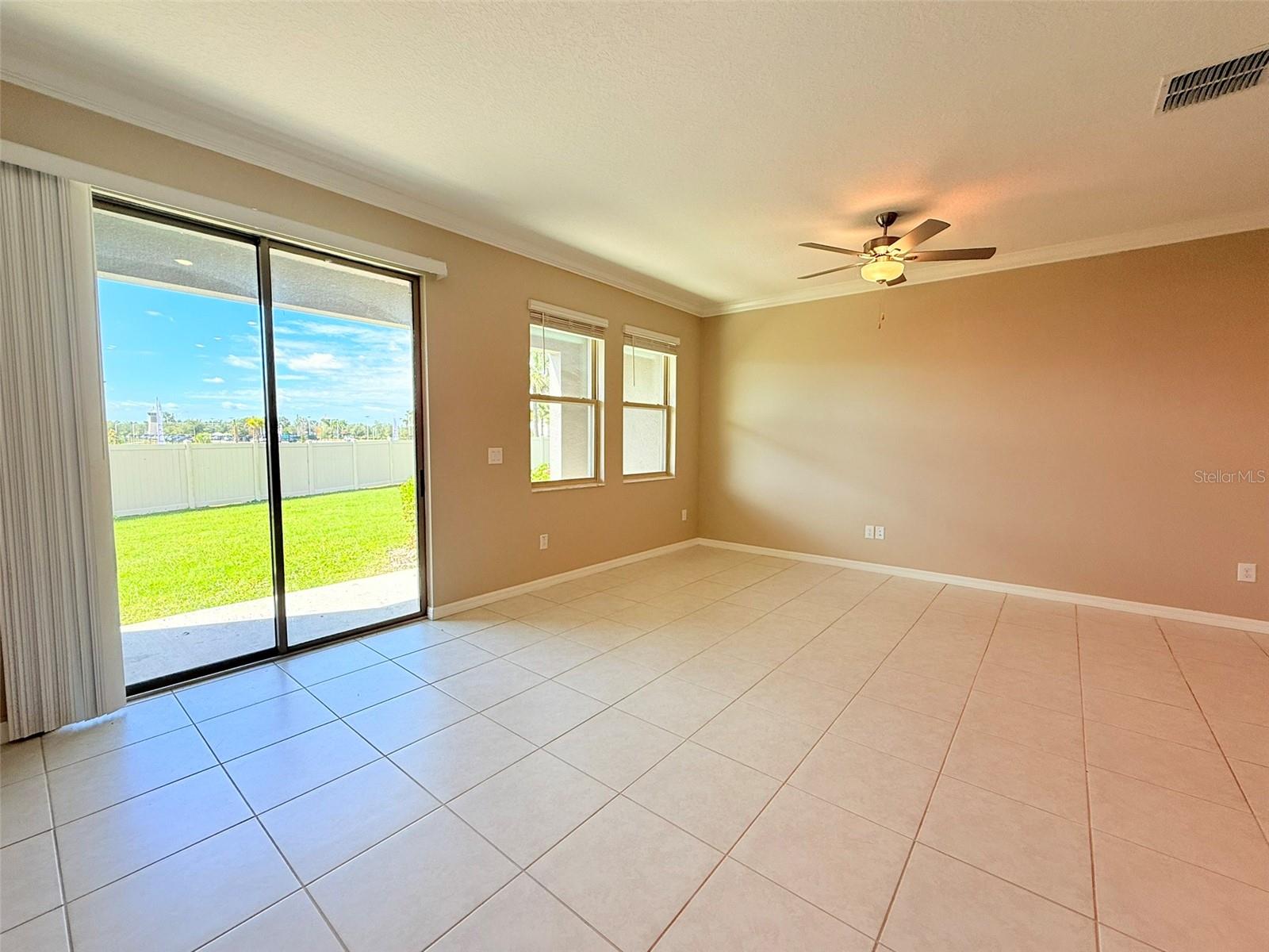 EPPERSON NORTH TWNHMS PH 4 - Residential Lease