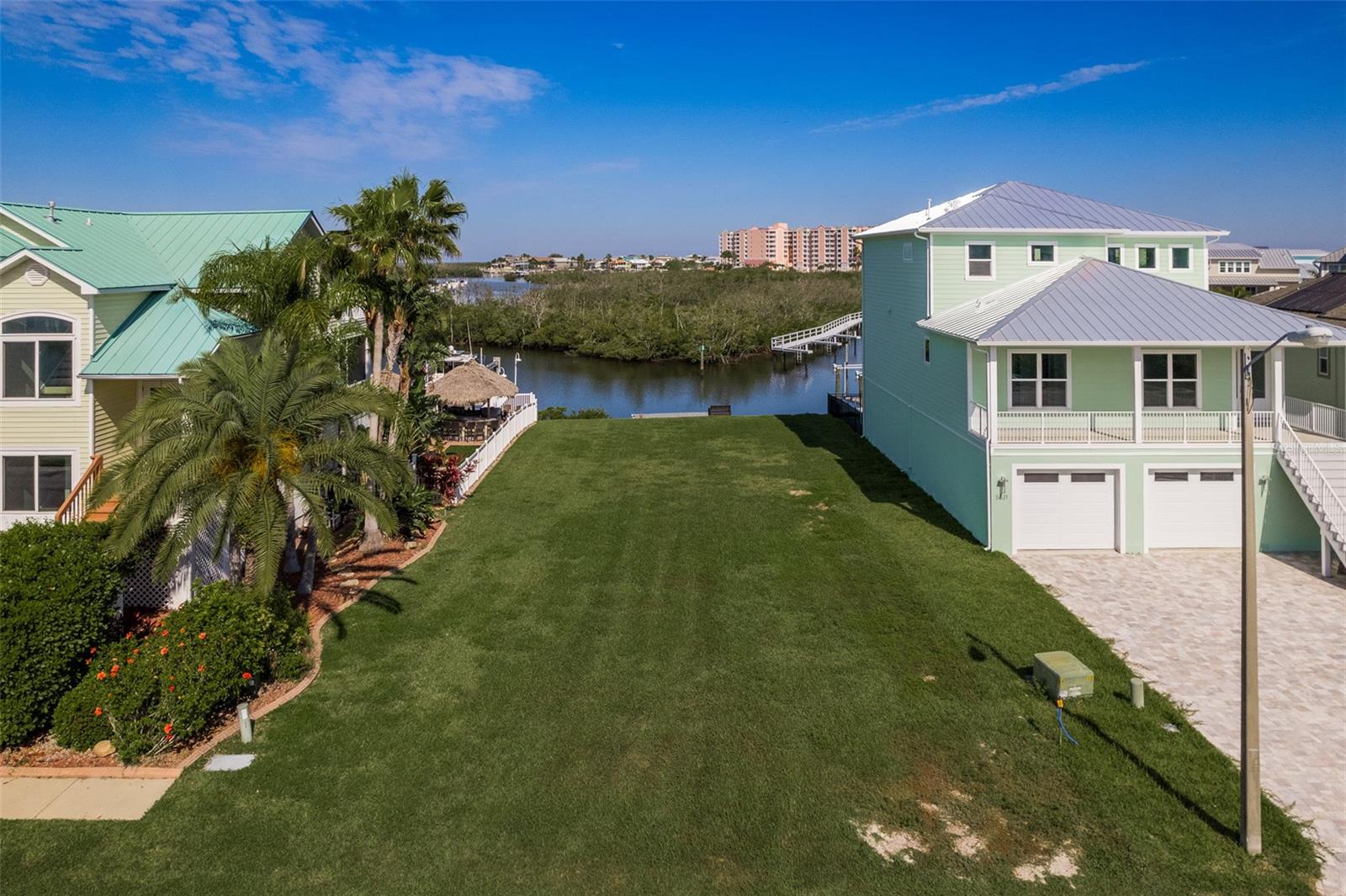 SEA COLONY AT GULF LANDINGS - Land